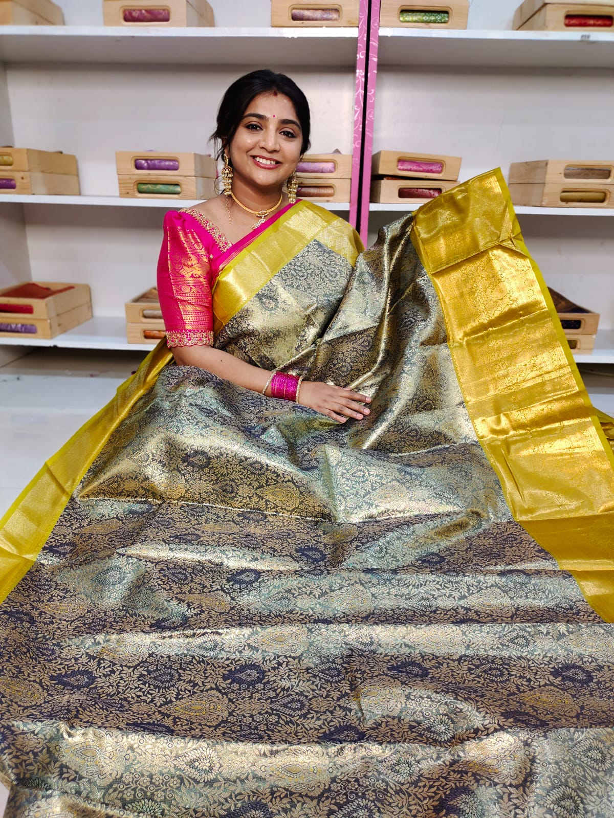 90% offer kanchi pattu collections