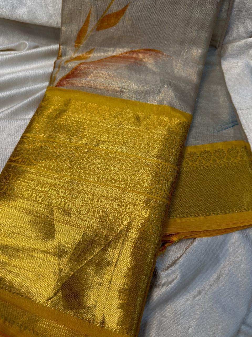 65% offer saree