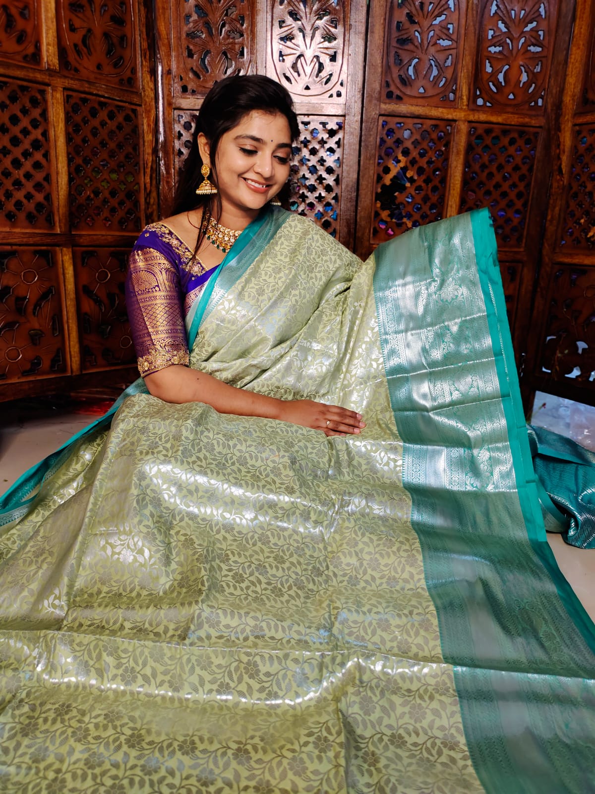 ఎస్‌బి899
