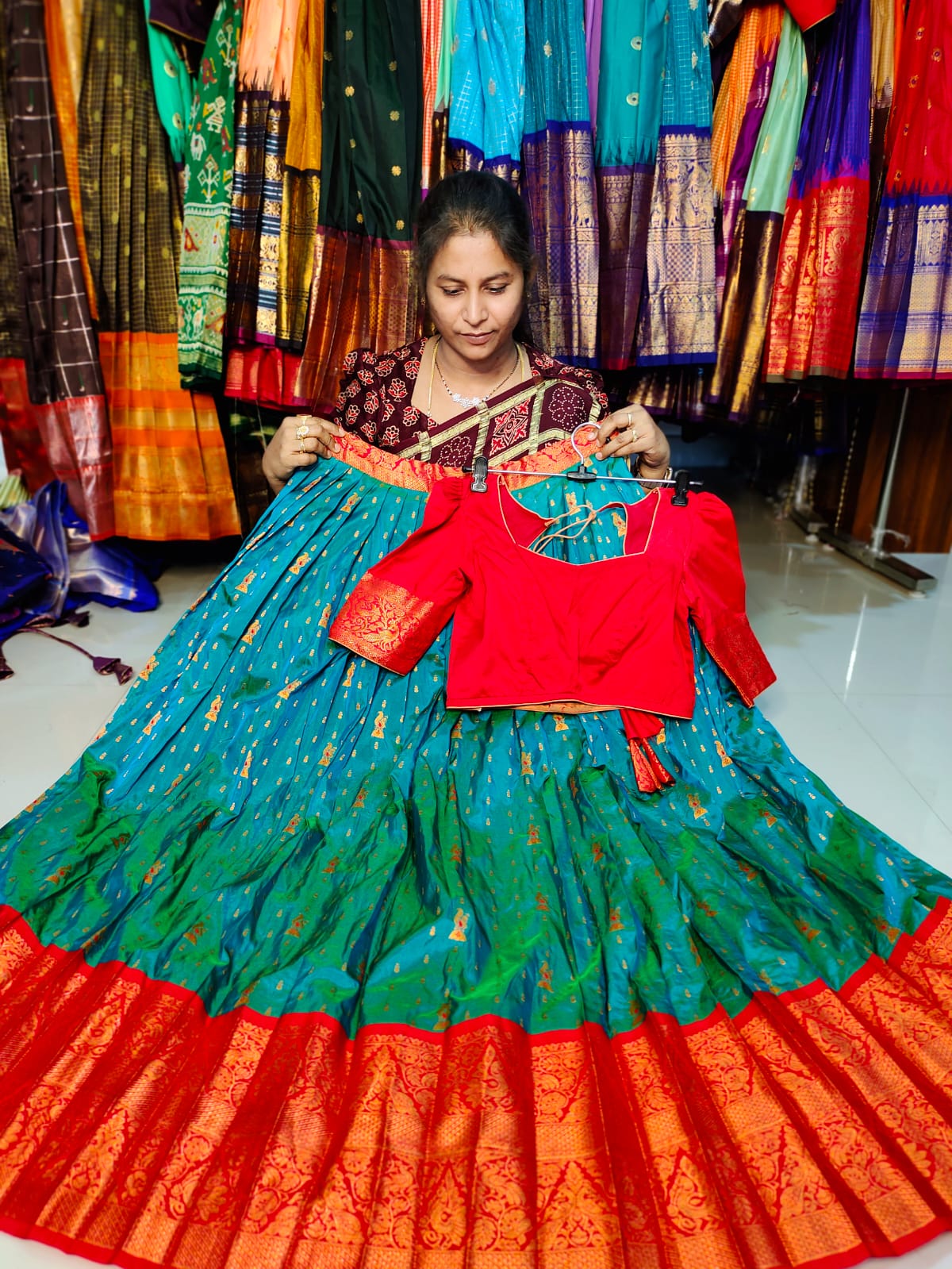 Sale gadwal lehangas