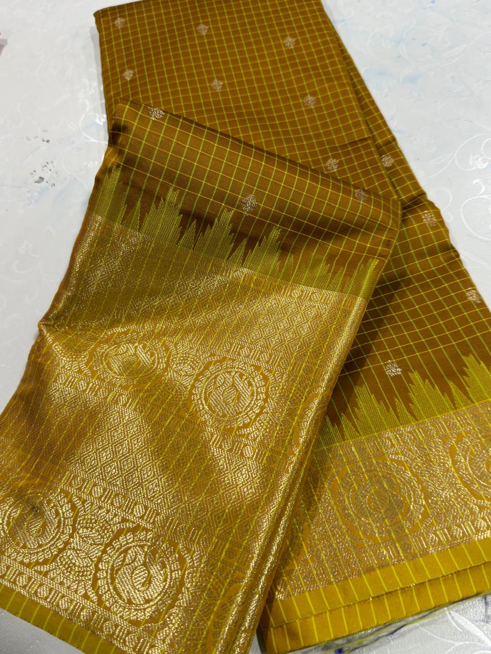 ఫిబ్రవరి అమ్మకం