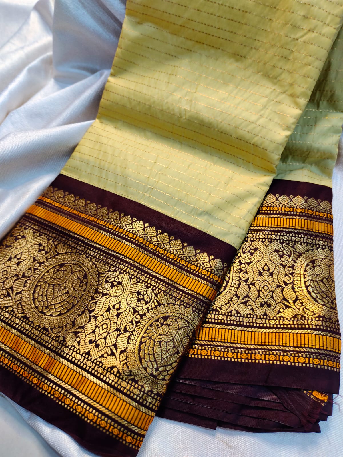 Vintage gadwal silk