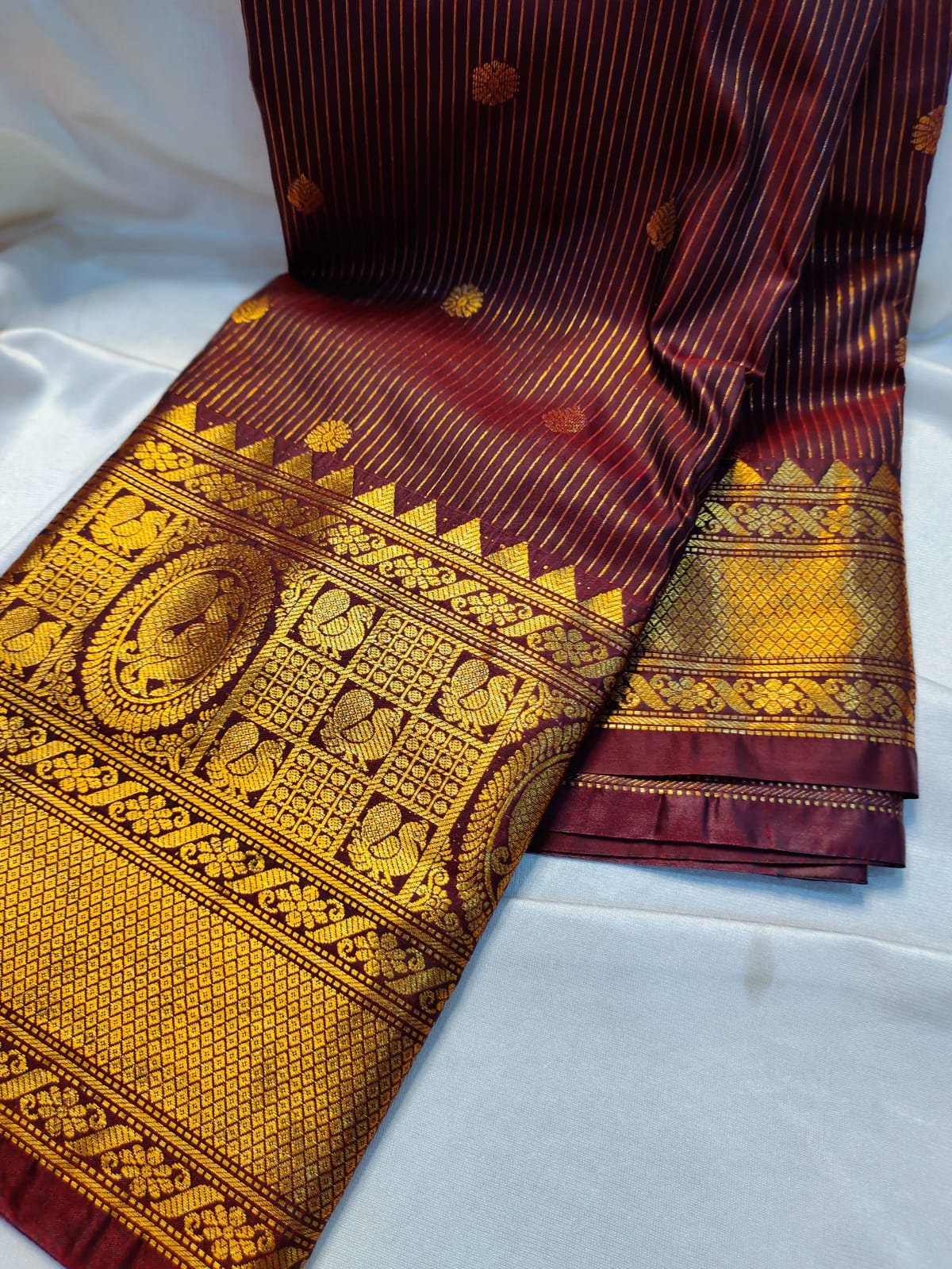 Vintage gadwal sarees