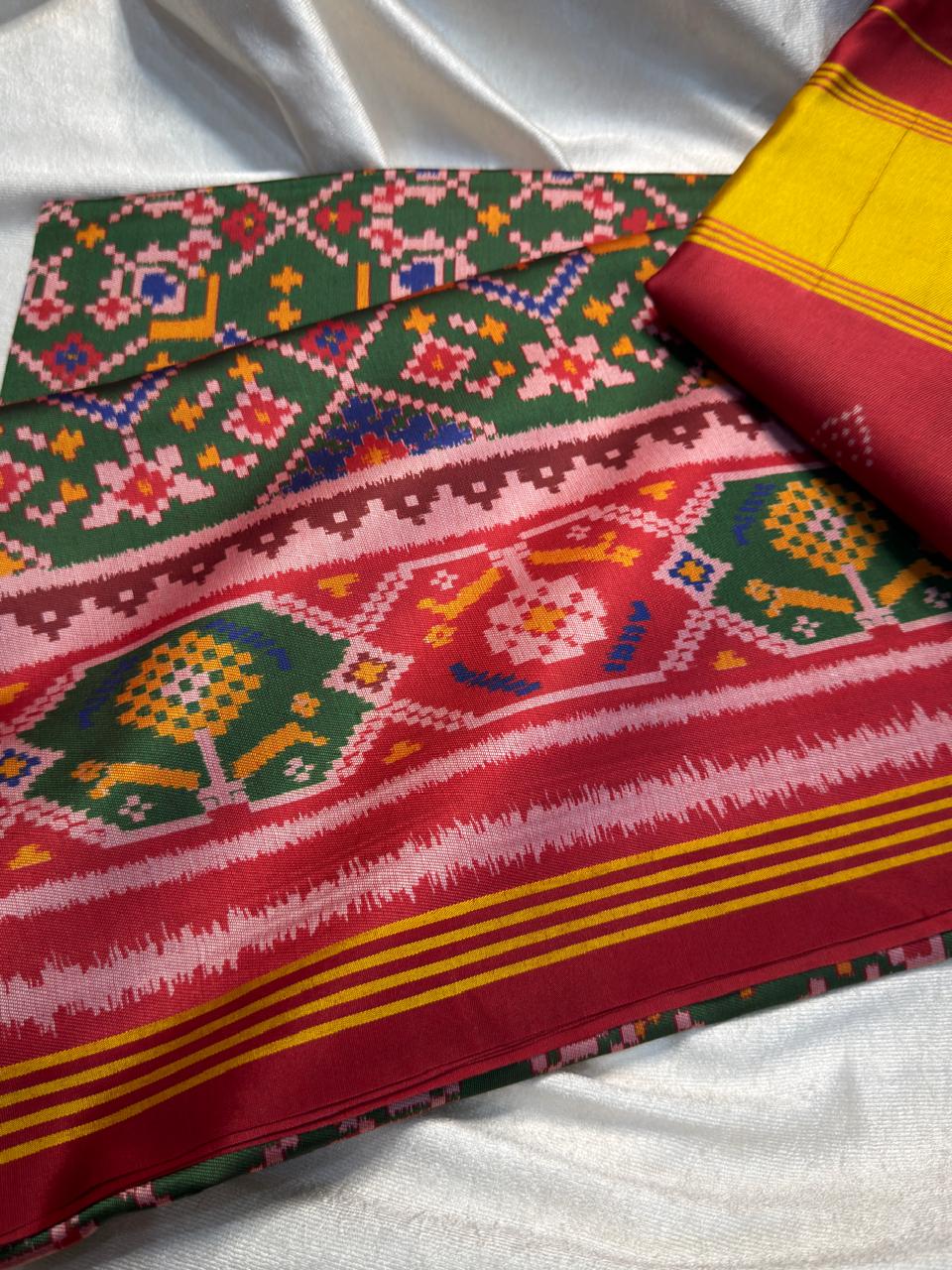 Patola sale