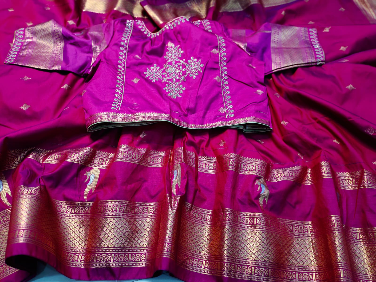Offer Ready to wear sarees