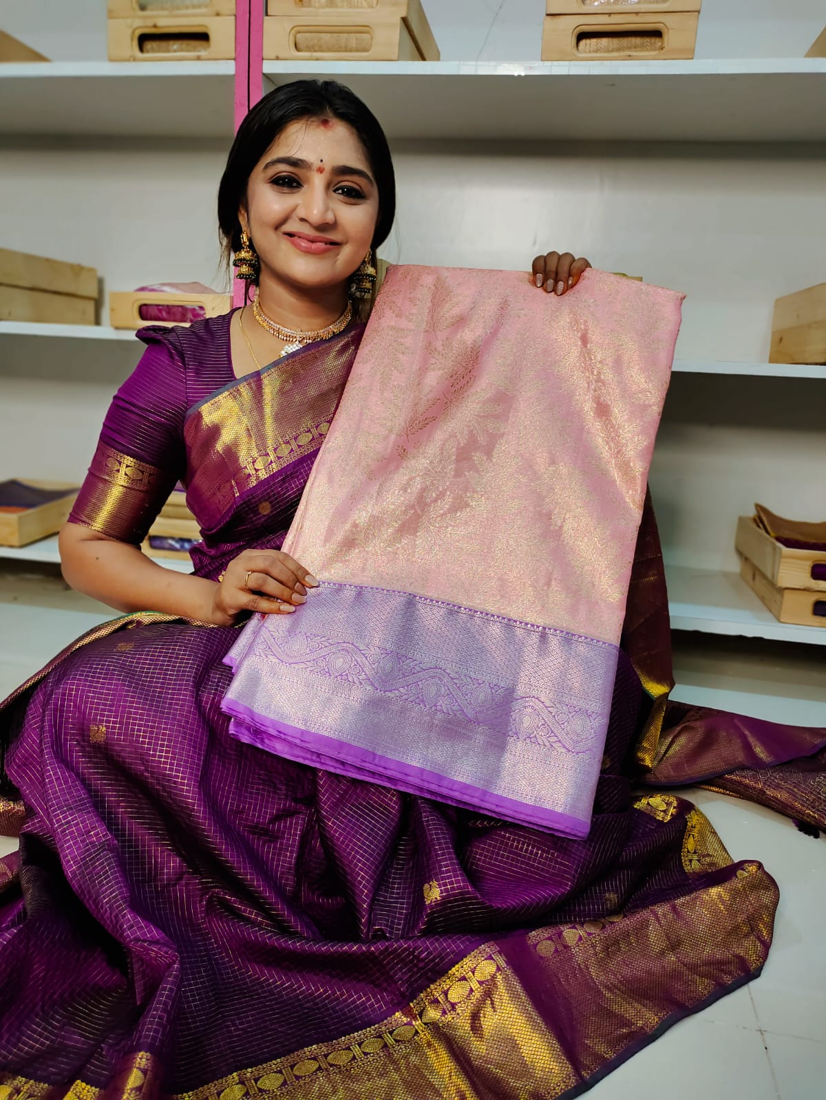 2వ వార్షికోత్సవ అమ్మకం