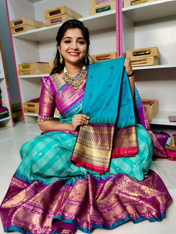 Vitange gadwal silk