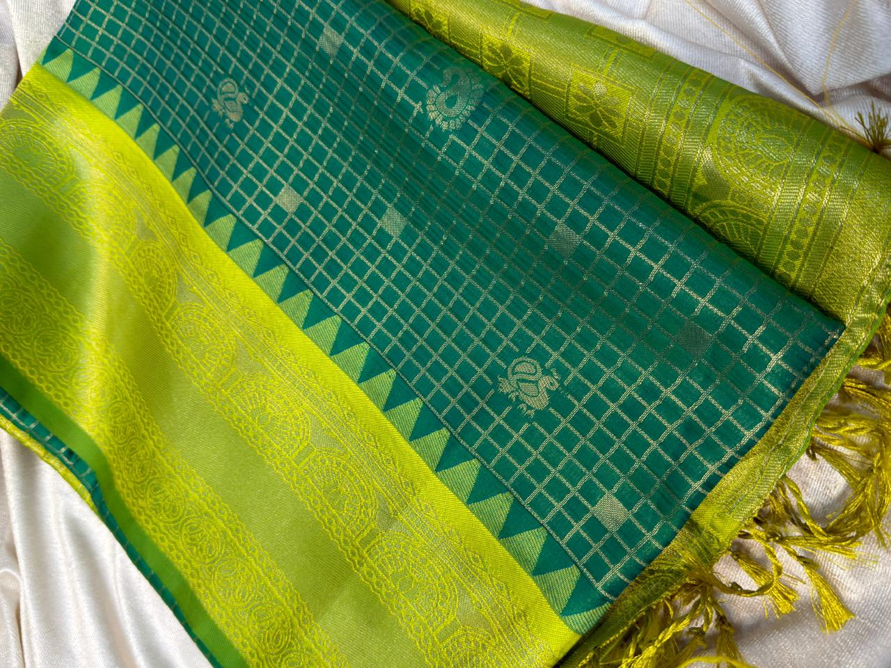 65% offer saree