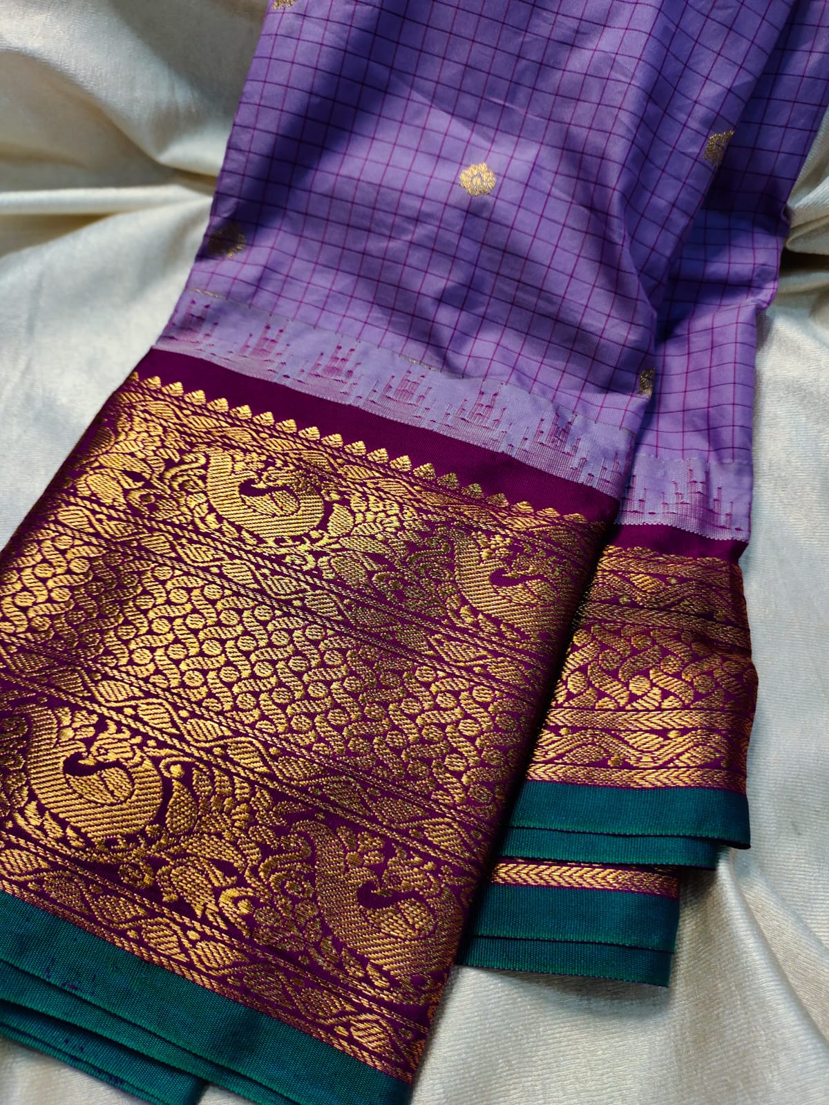 60% offer gadwal saree