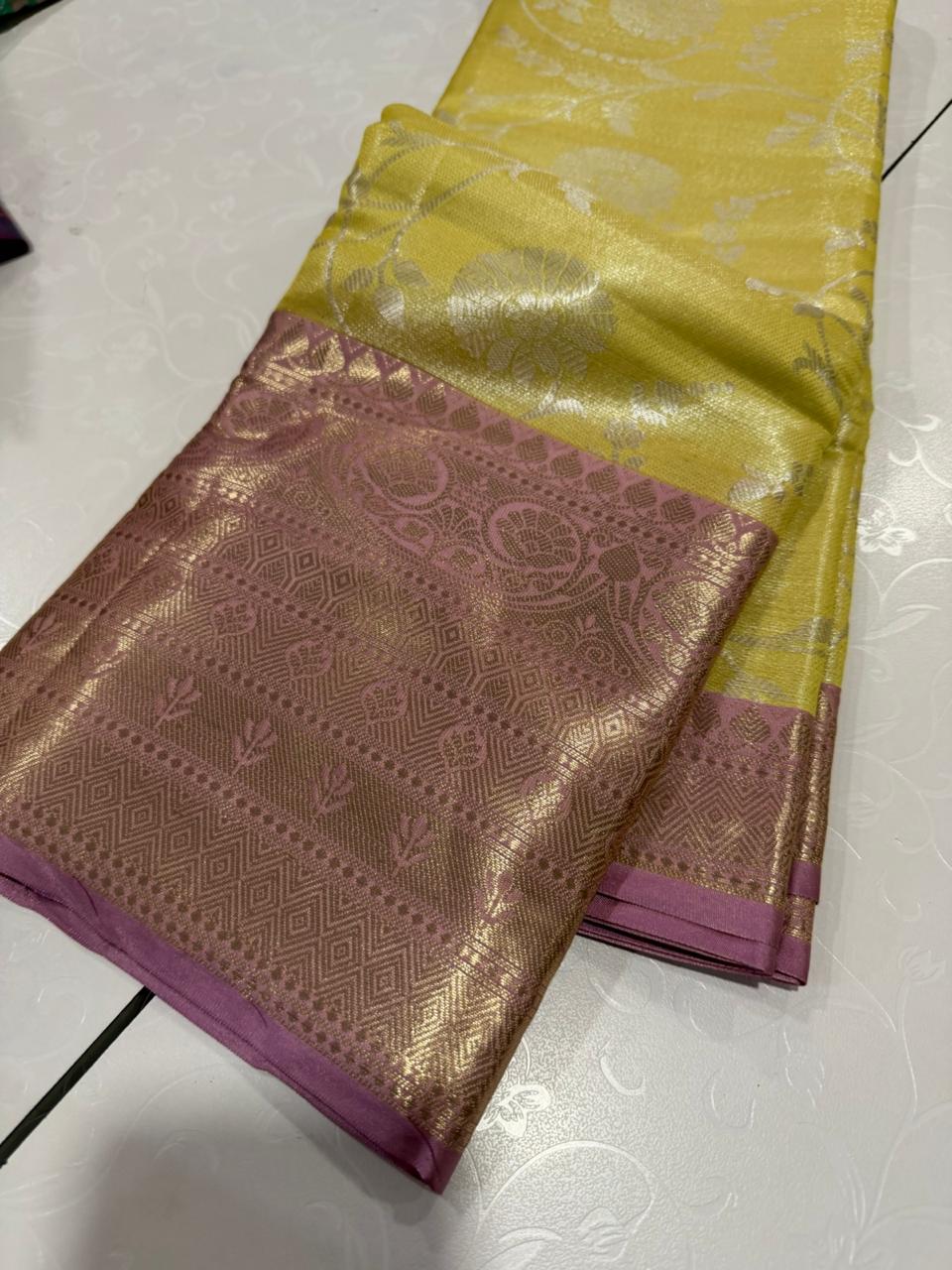 క్లియరెన్స్ అమ్మకం
