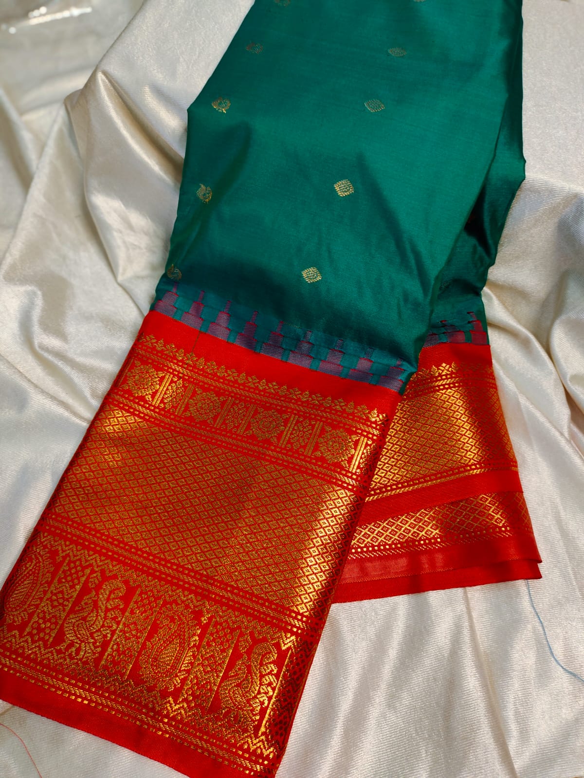 Primeme gadwal silk saree
