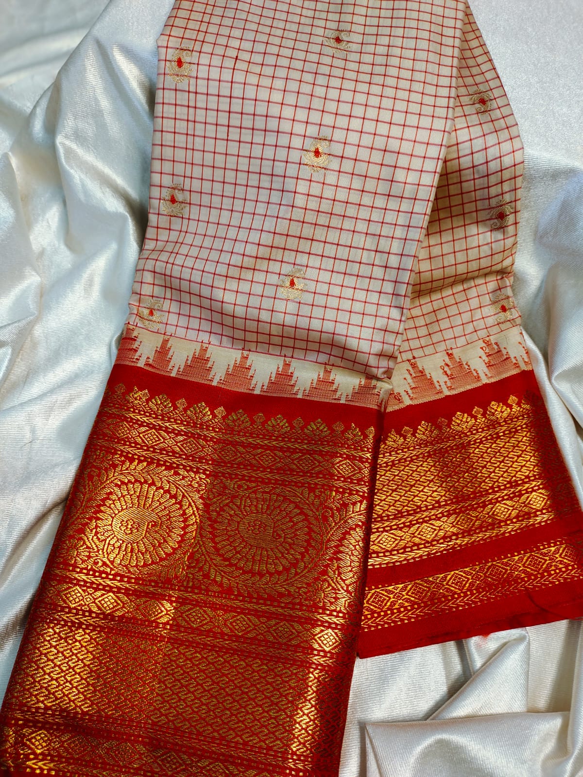 Primeme gadwal silk saree