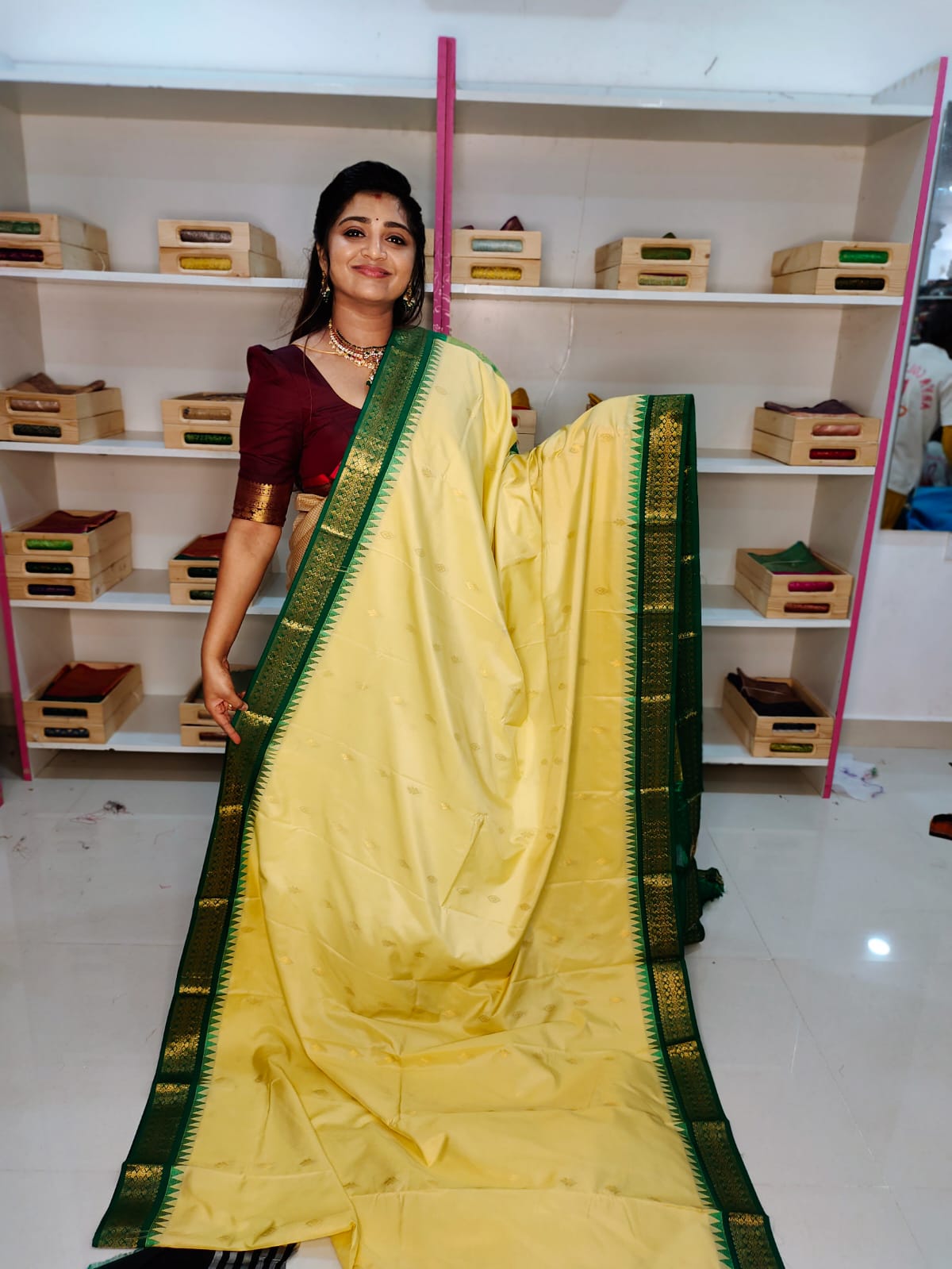 Gadwal Clearnce sale