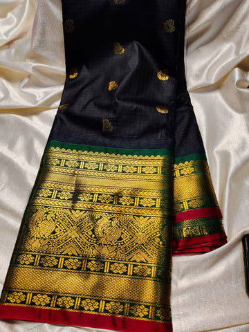 Vitange gadwal silk Saree