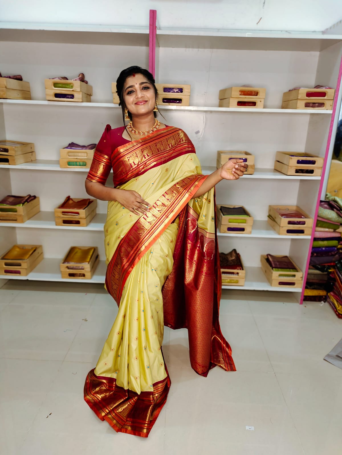 Primeme gadwal silk