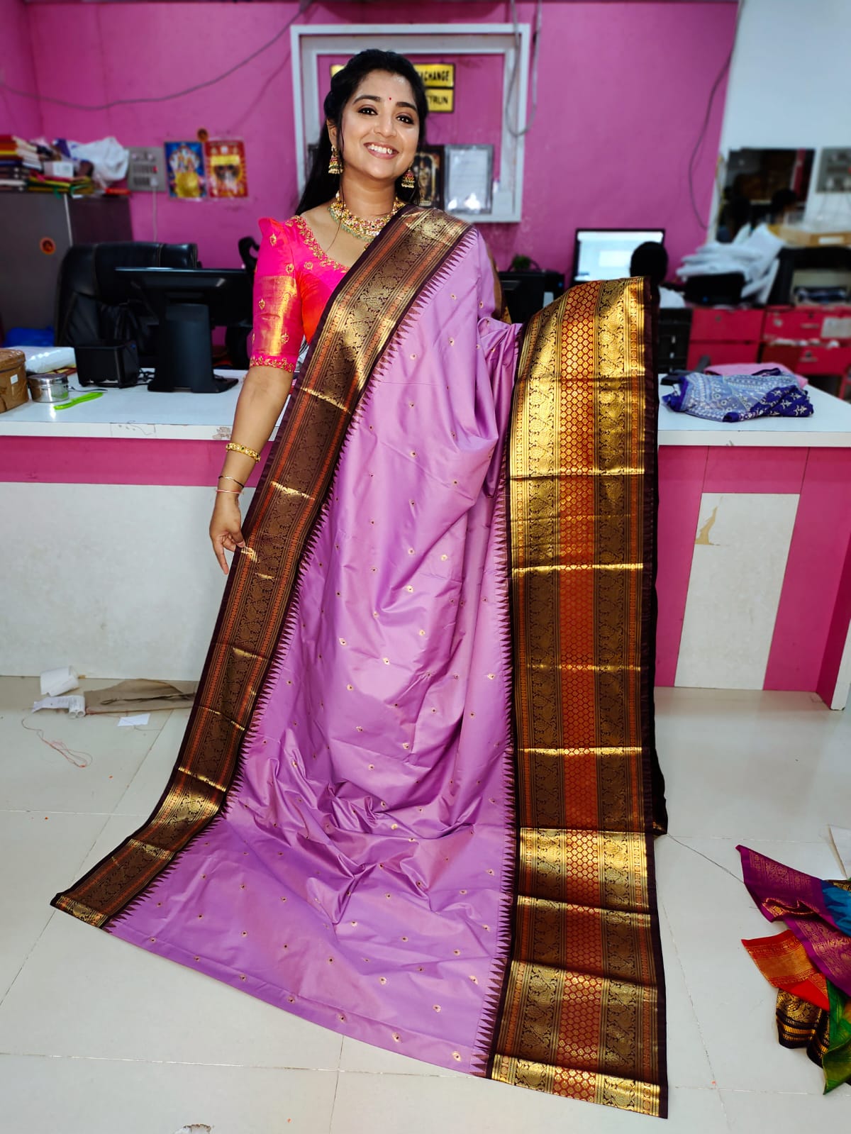 60% offer gadwal sale