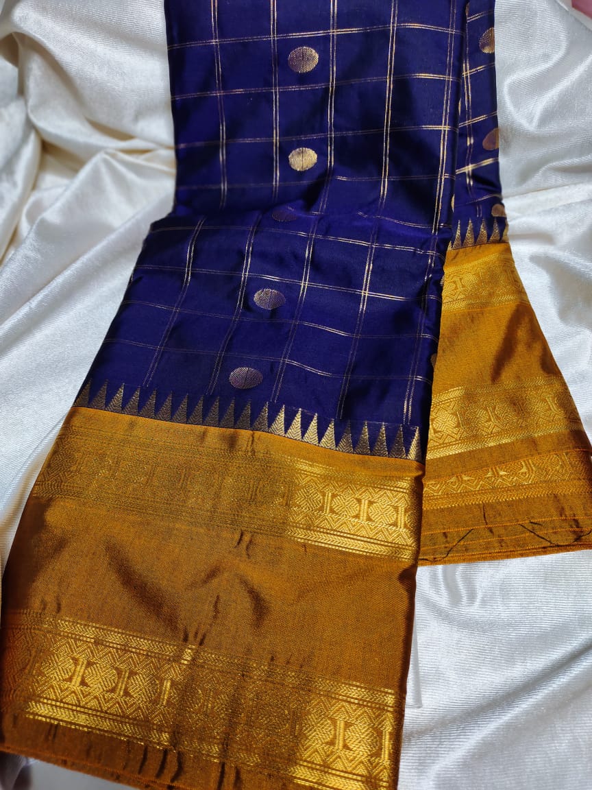 Vitange gadwal silk