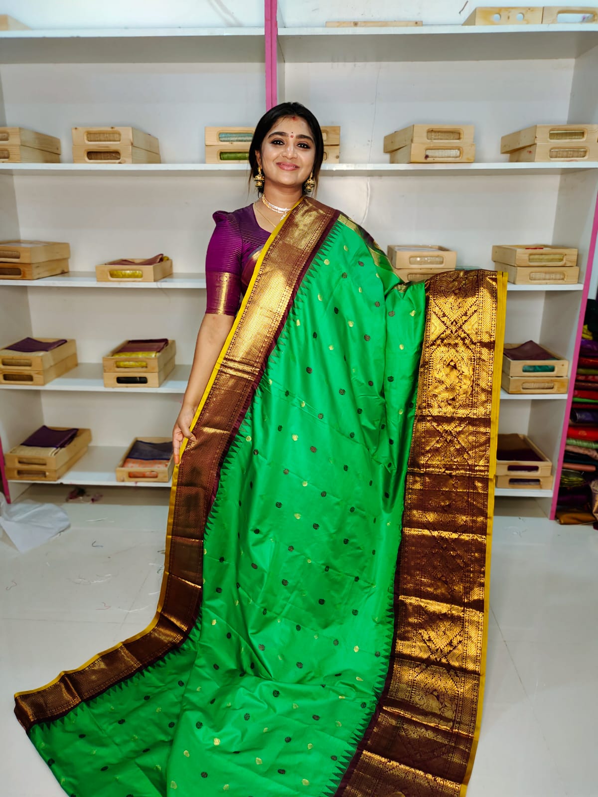 శ్రావణమాసం సేల్ గద్వాల్ సిల్క్