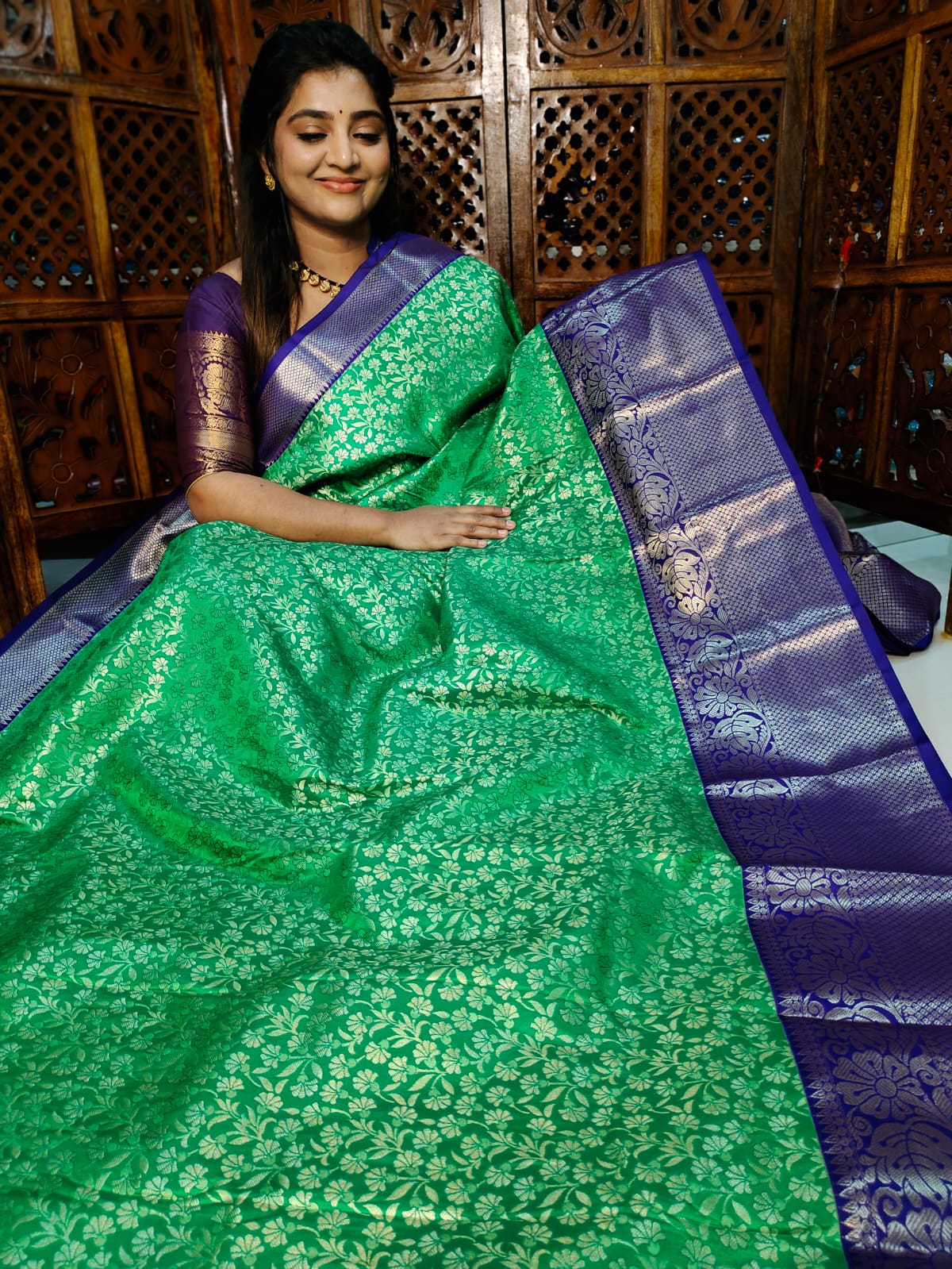 90% offer kanchi pattu collection