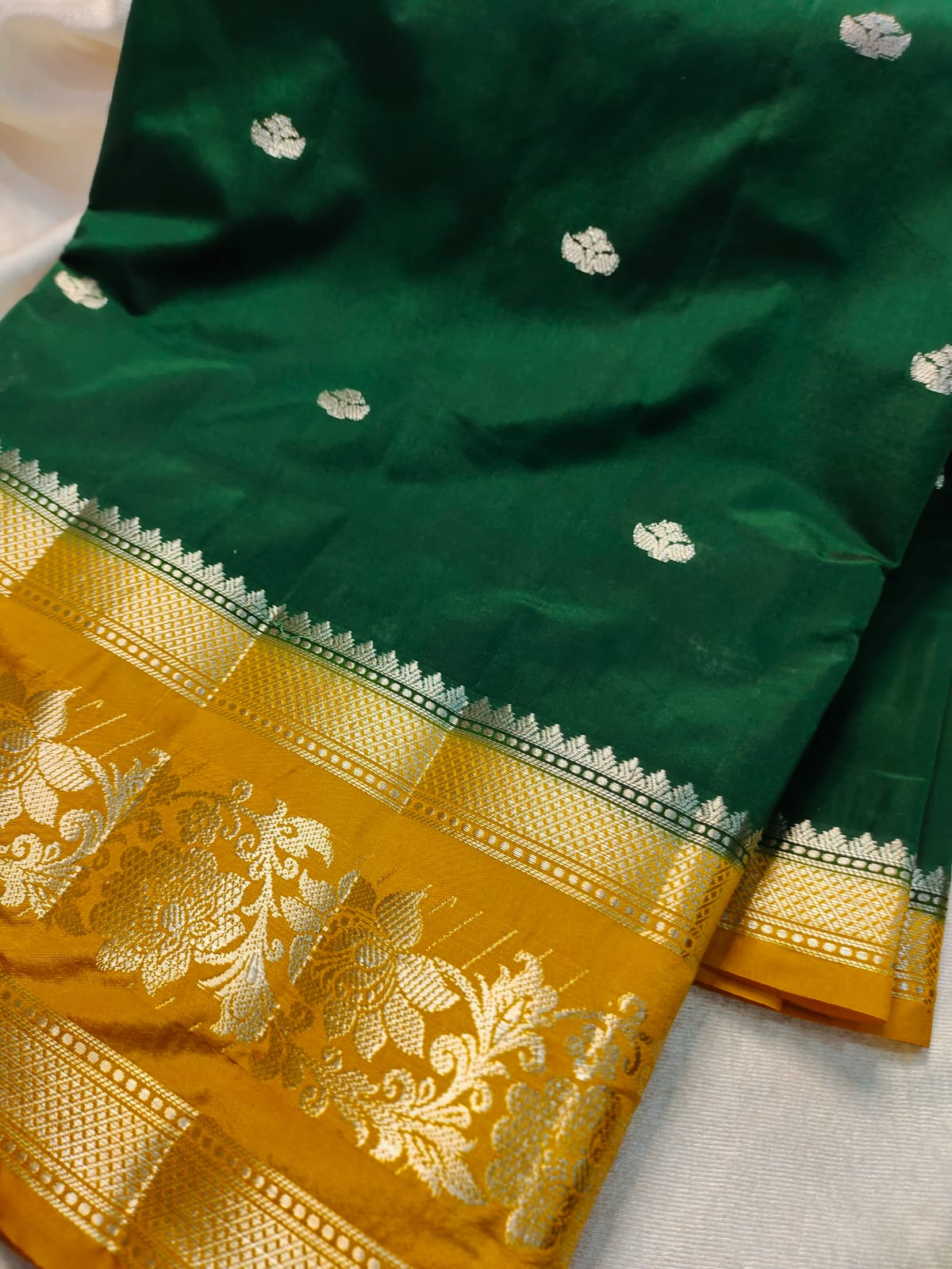 Mango silk
