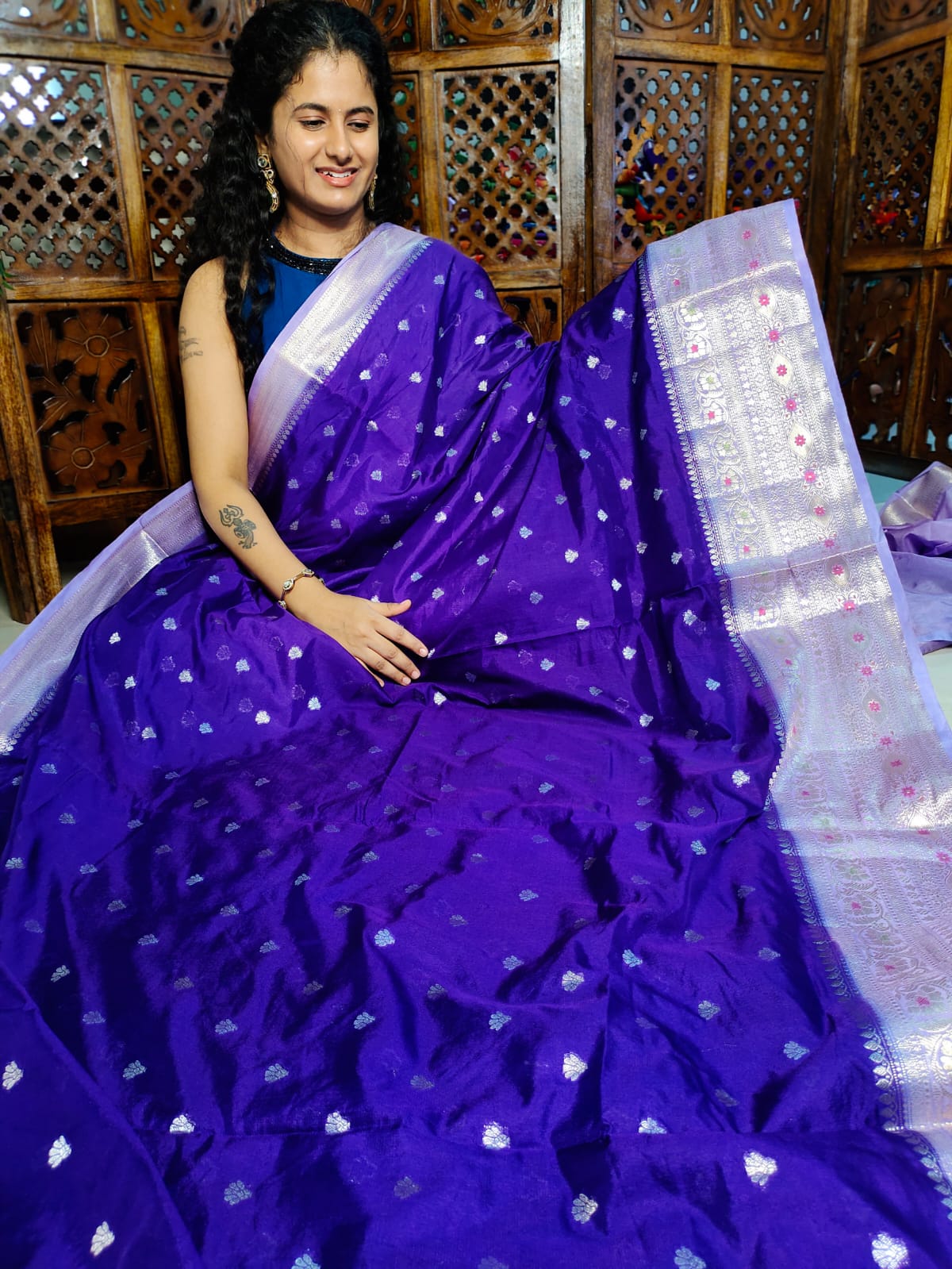 50% offer Saree