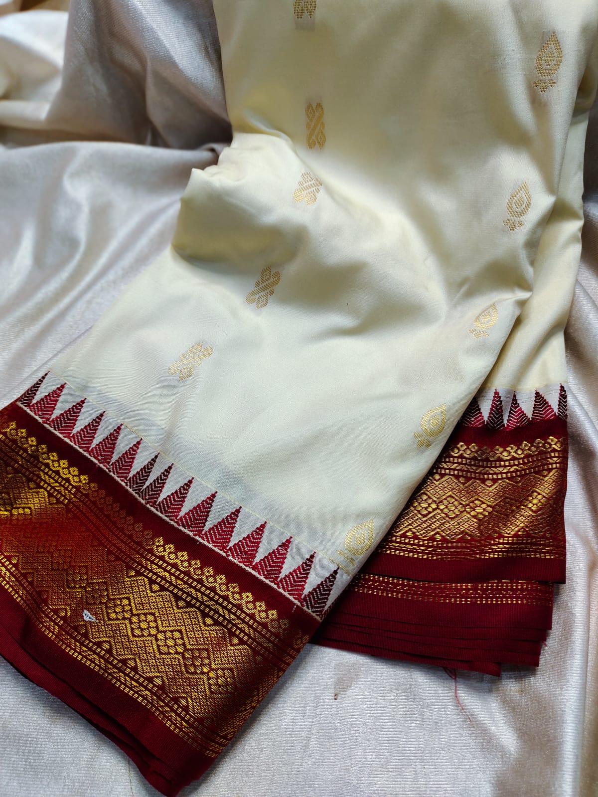 Gadwal sale