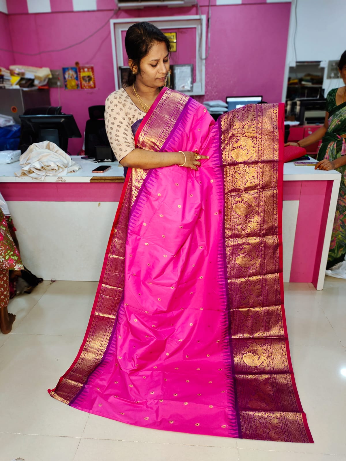 60% offer gadwal sale