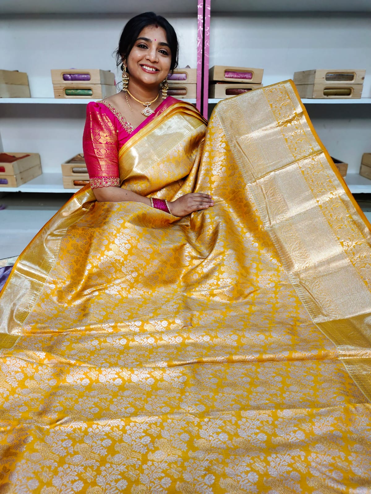 90% offer kanchi pattu collections