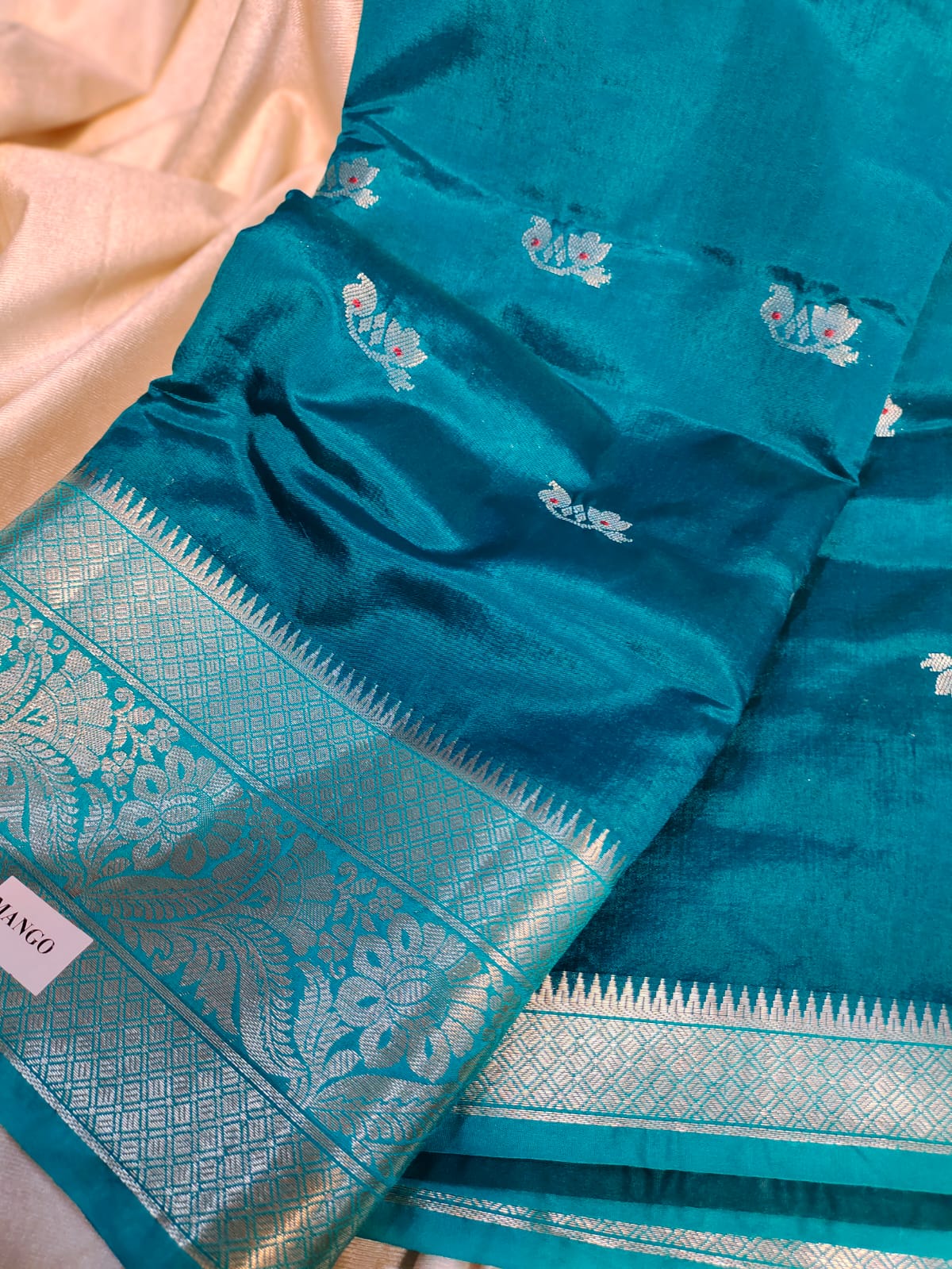 Mango silk