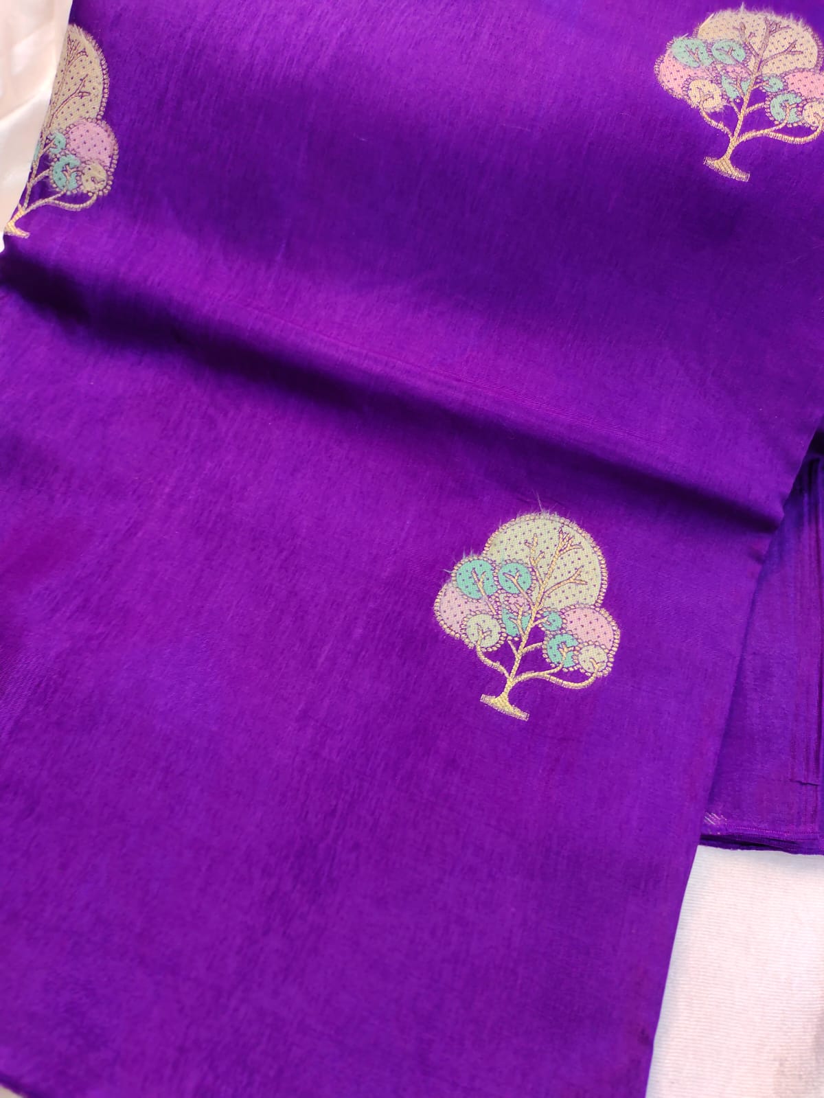 Premium Fancy sarees 60% off