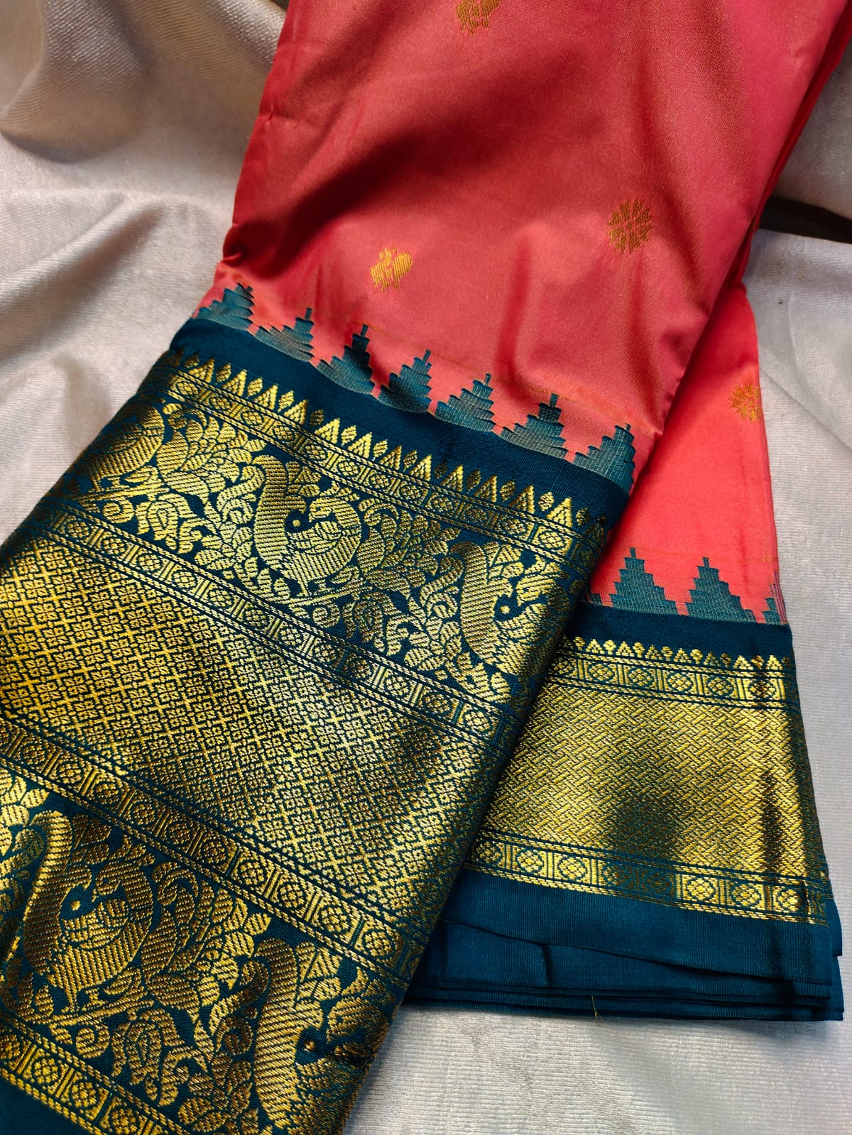 Sravanam gadwal sale
