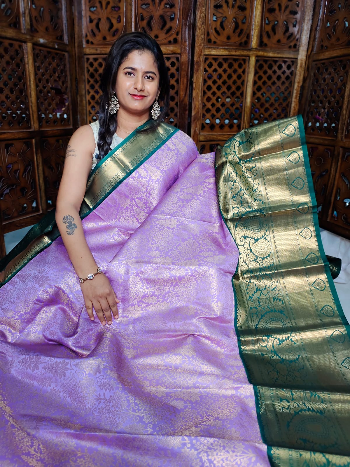 90% ఆఫర్ కంచి పట్టు సేకరణ