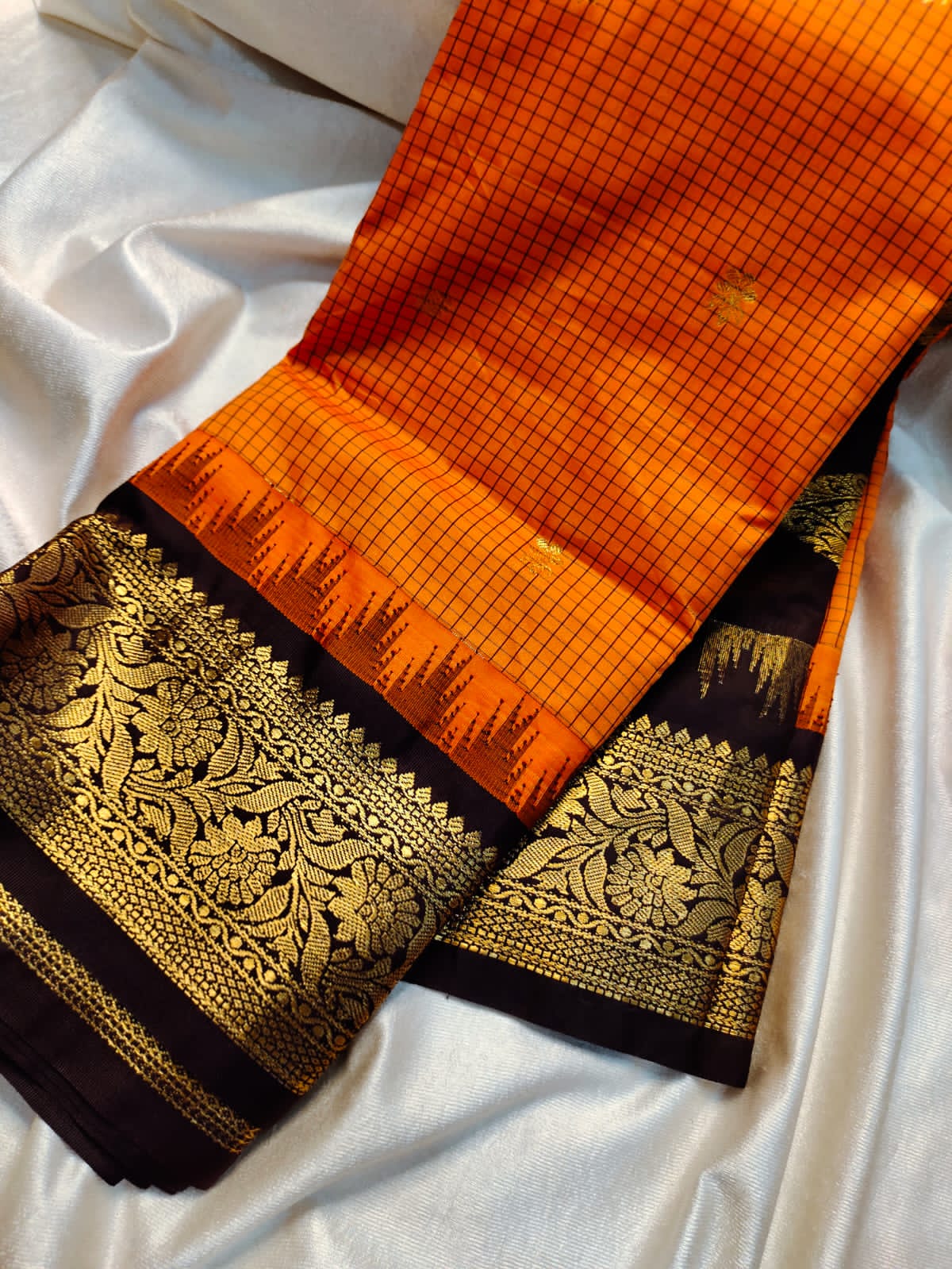 60% offer gadwal sarees