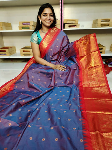 Gadwal offer sarees