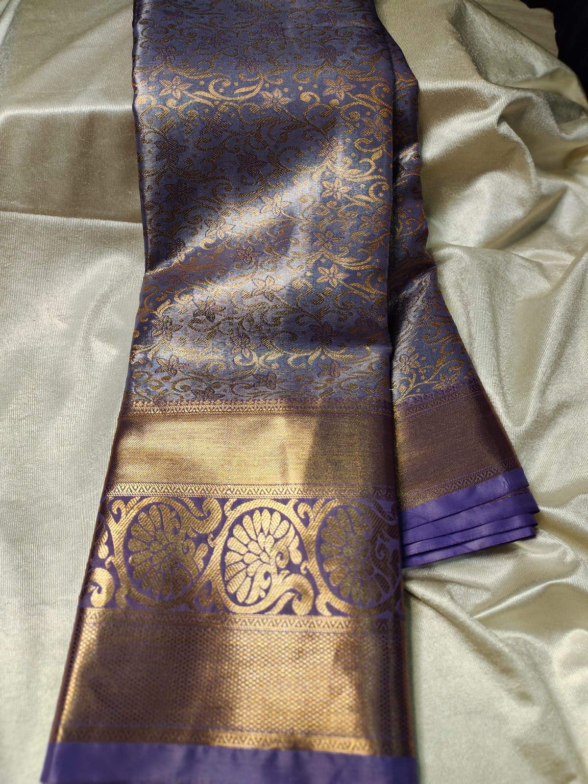 90% offer kanchi pattu collection