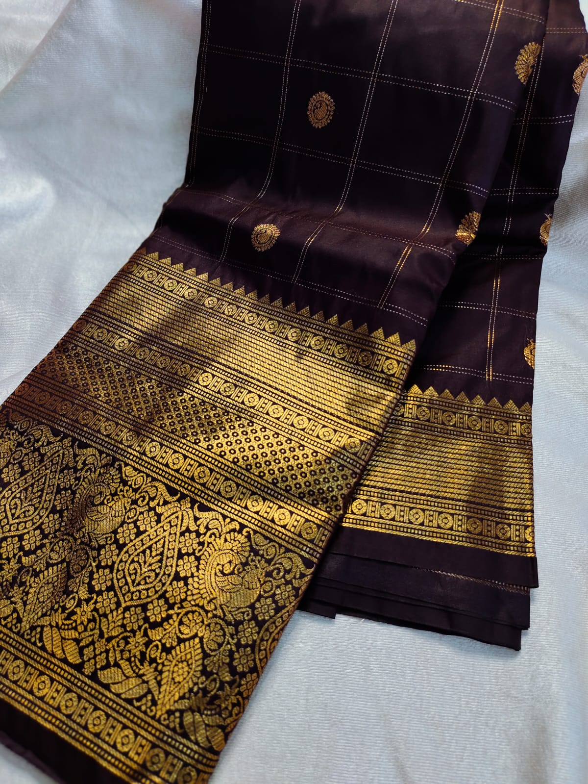 Vintage valli gadwal