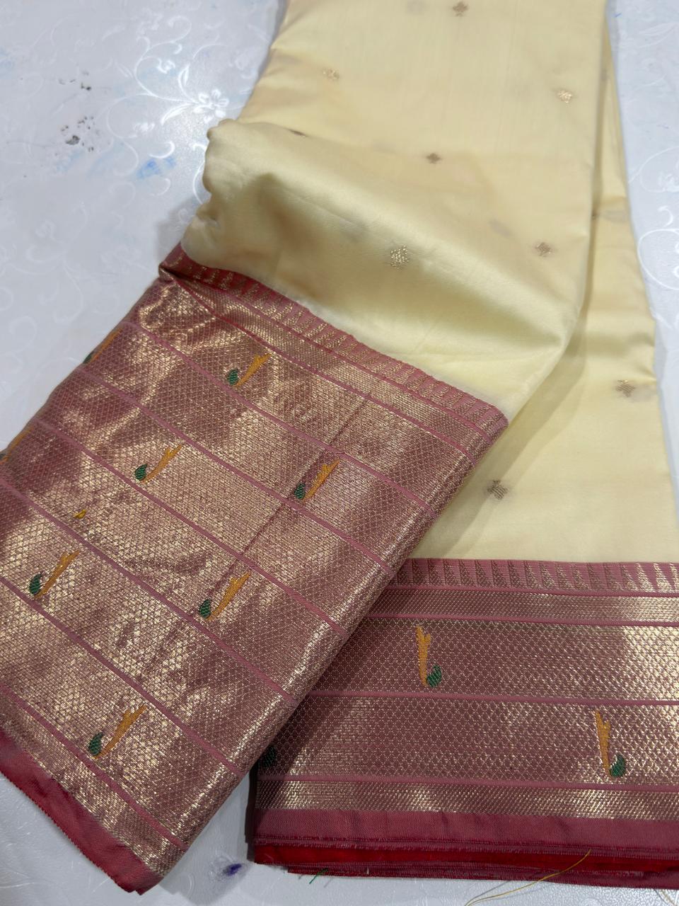ఫిబ్రవరి అమ్మకం