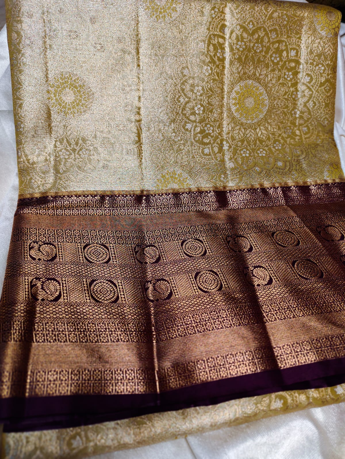 Kanchi pattu