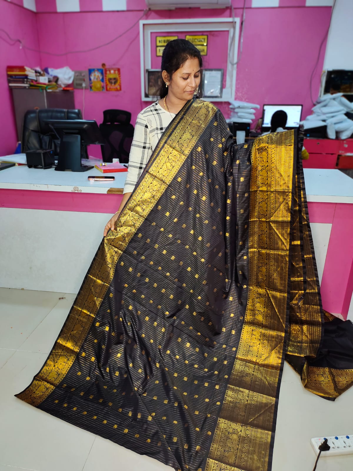 60% offer gadwal sale