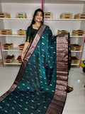 మృదువైన బనారసి పట్టు