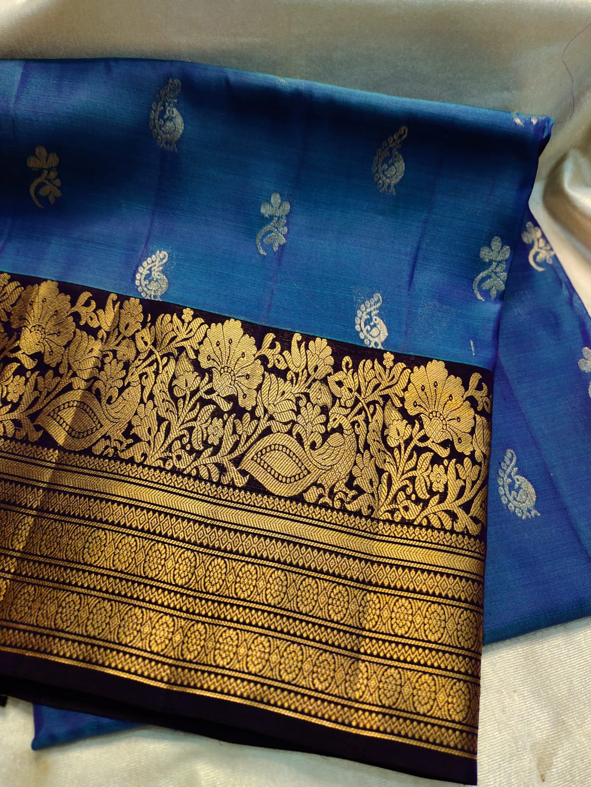 Venkatagiri pattu saree