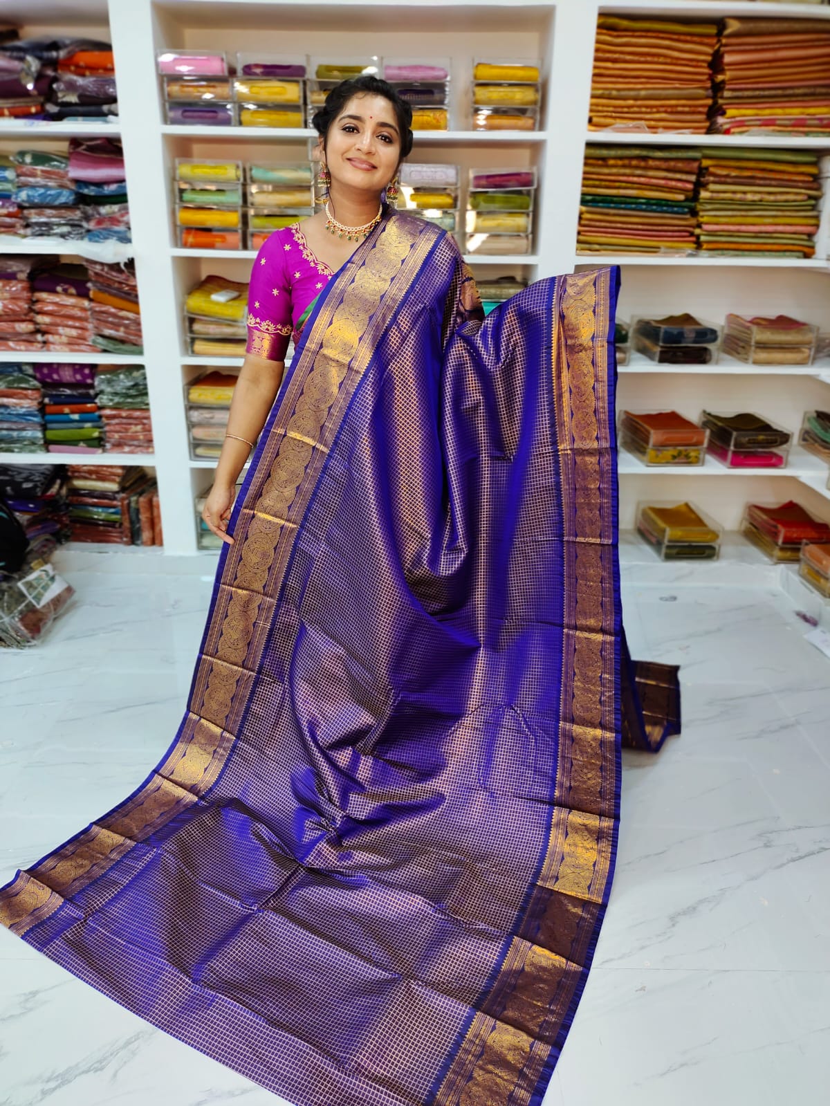 50% offer Valli gadwal