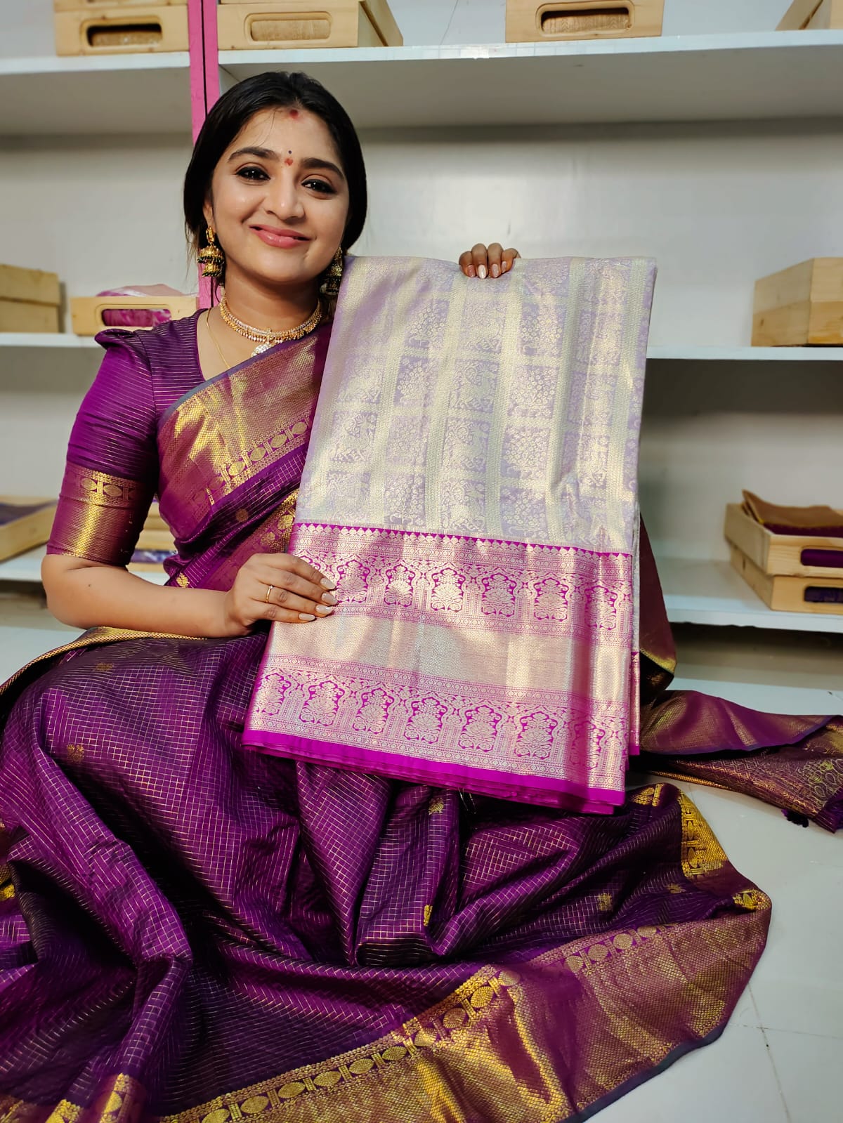 2వ వార్షికోత్సవ అమ్మకం