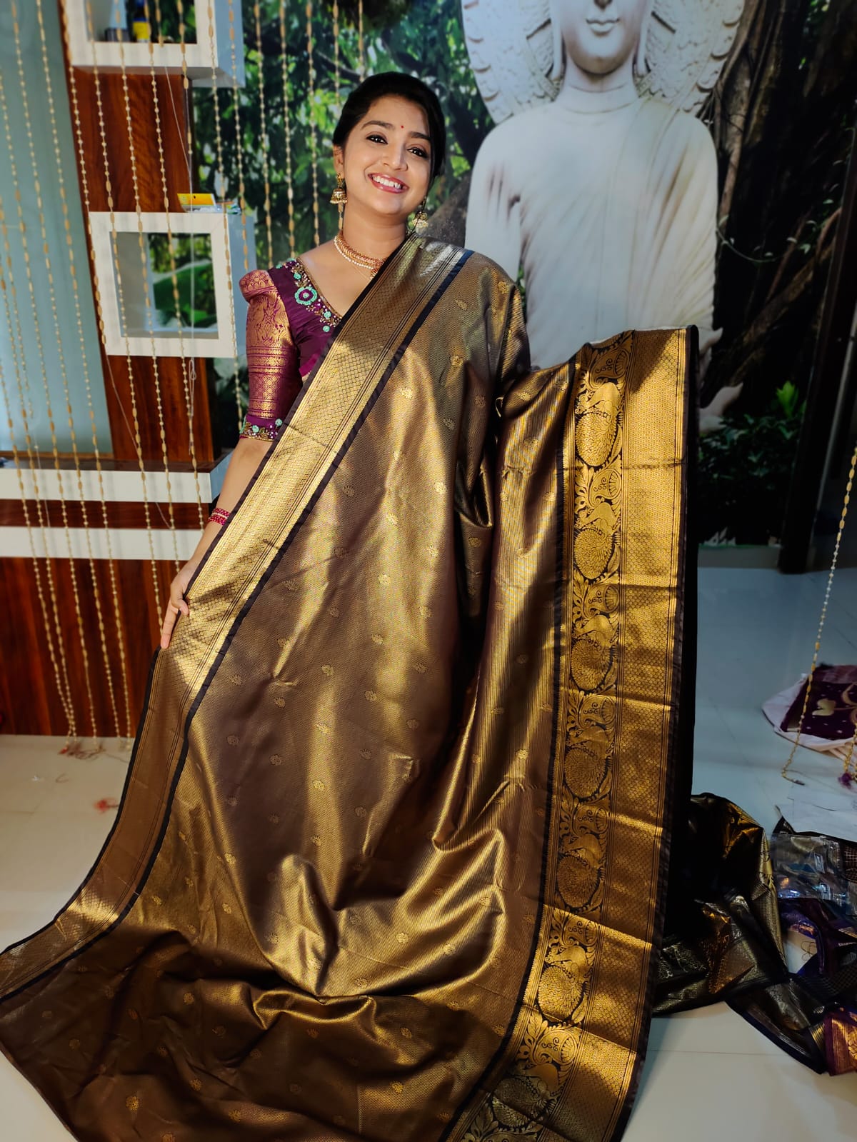 50% offer Valli gadwal