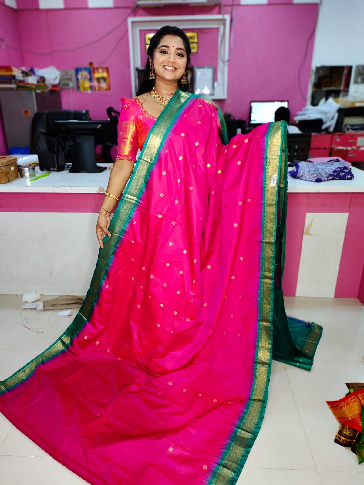60% offer gadwal sale