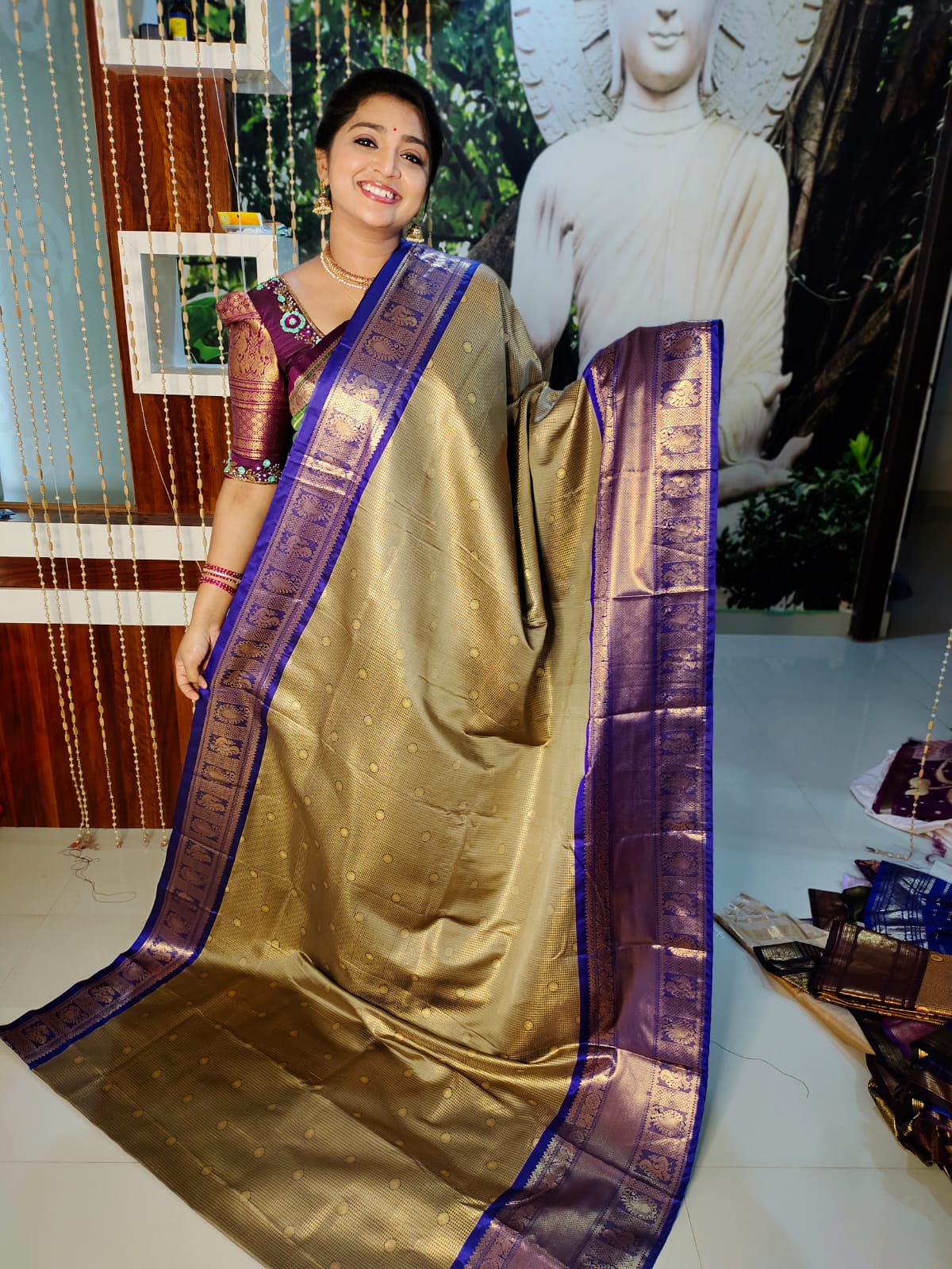 50% offer Valli gadwal