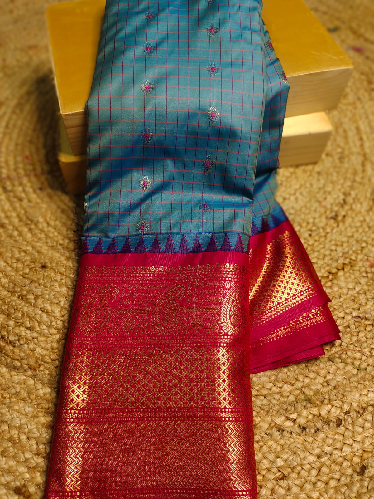Primeme Meenakari gadwal silk saree
