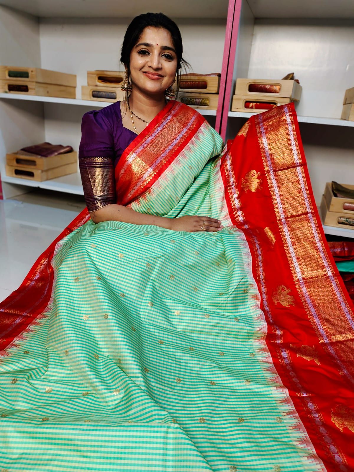 Vitange gadwal silk