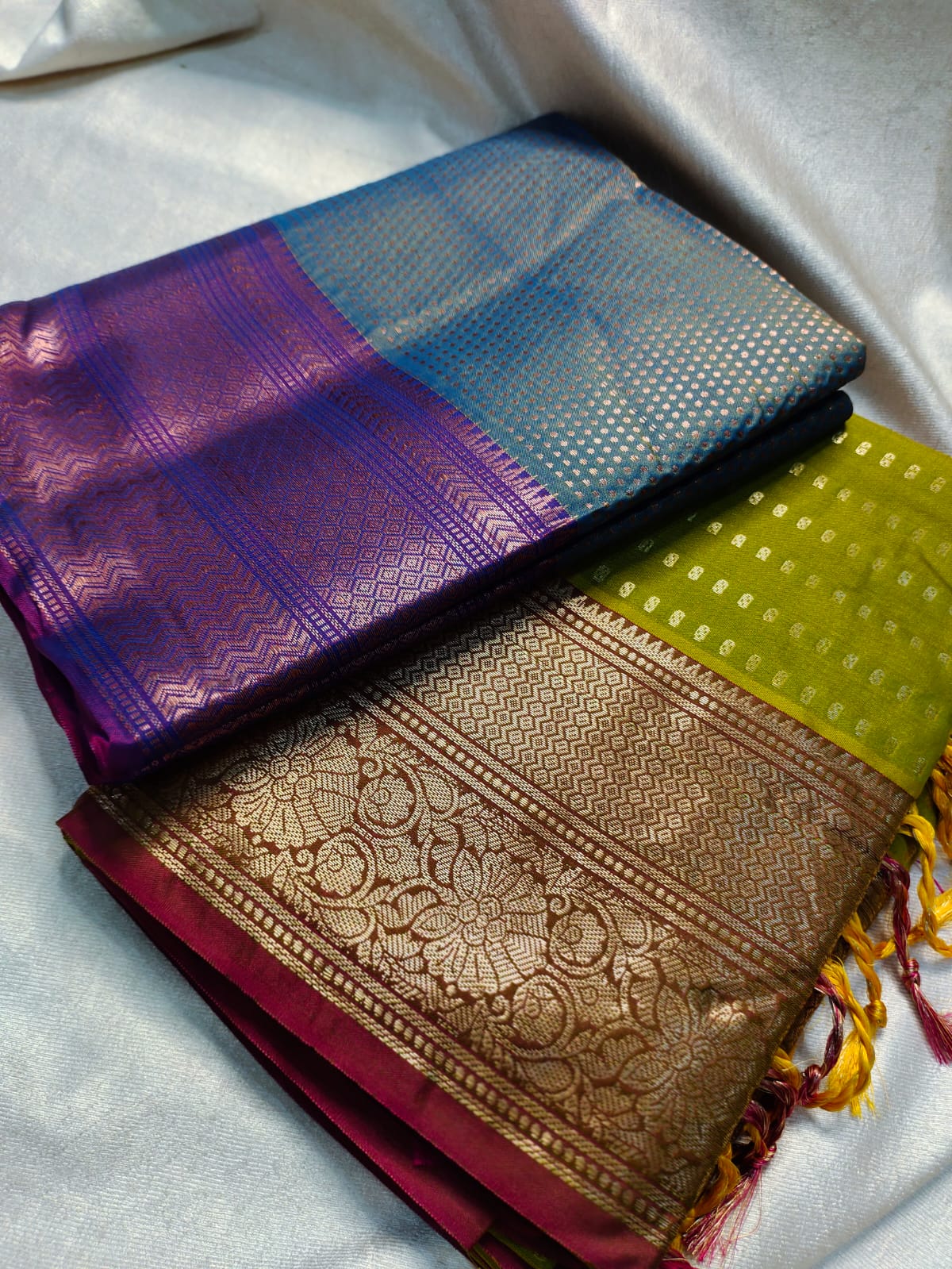 1+1 offer Uppada silk