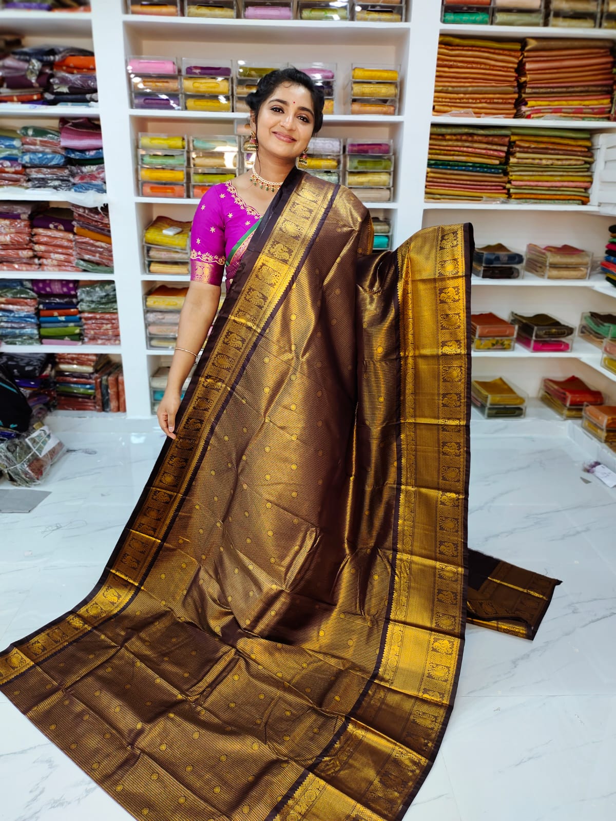 50% offer Valli gadwal
